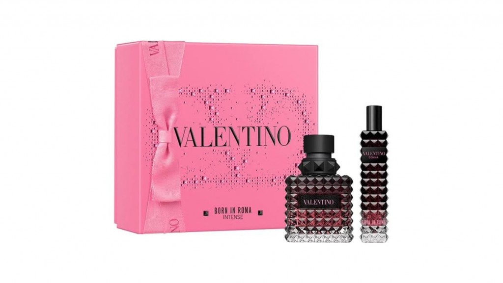 Valentino Born in Roma Donna Intense 50ml Eau de Parfum Gift Set