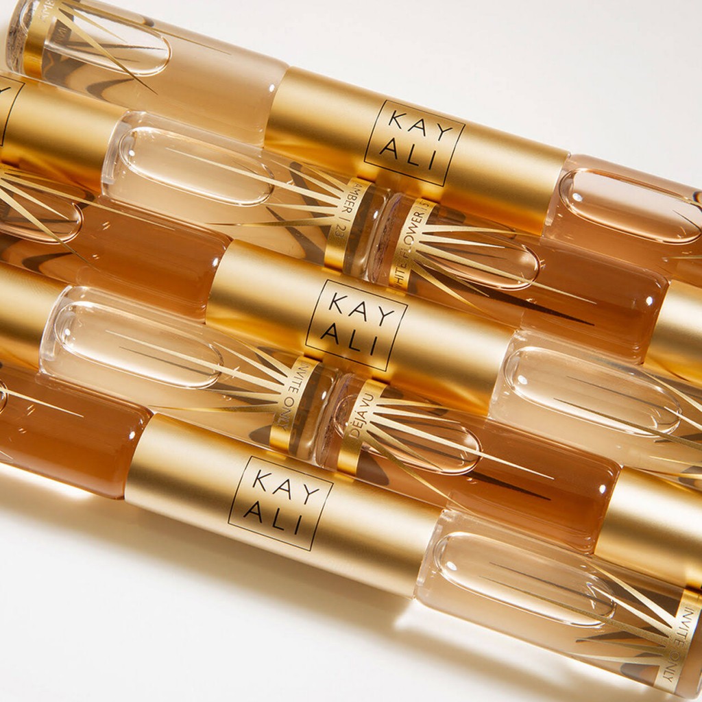 Huda Beauty Invite Only Amber 23 & Déjà Vu White Flower 57 Double Rollerball 2 x 5 ml Eau de Parfum Rollerball