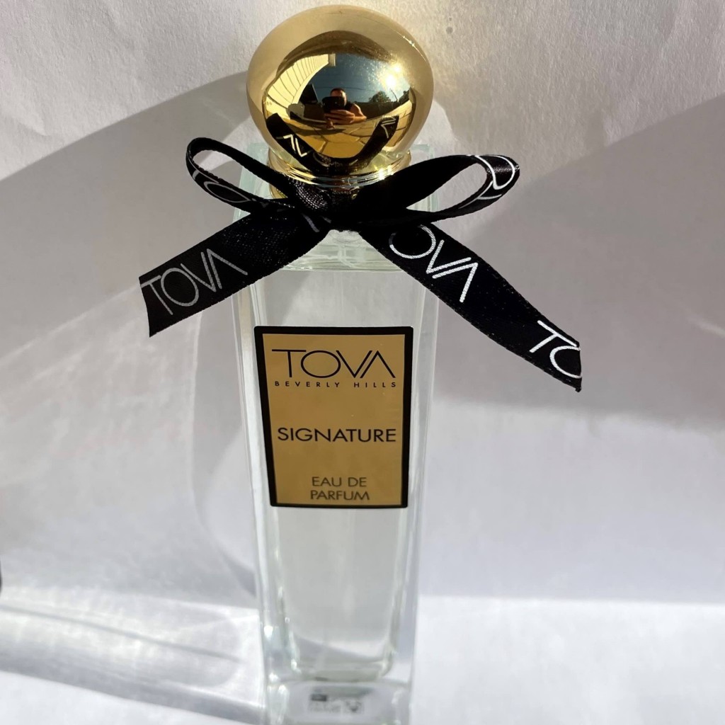 Tova Signature by Tova for Women. Eau de Parfum Spray 3.4 oz. (unboxed), 1.0 Count